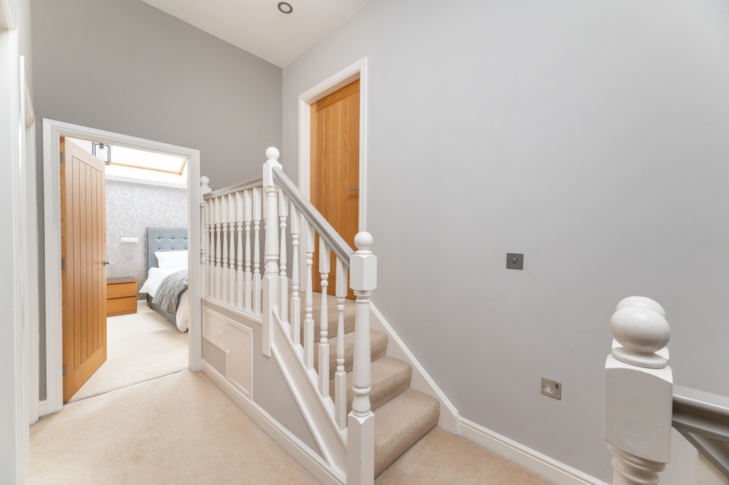Lodge Gate Close, Denholme, West Yorkshire, BD13, photo 32
