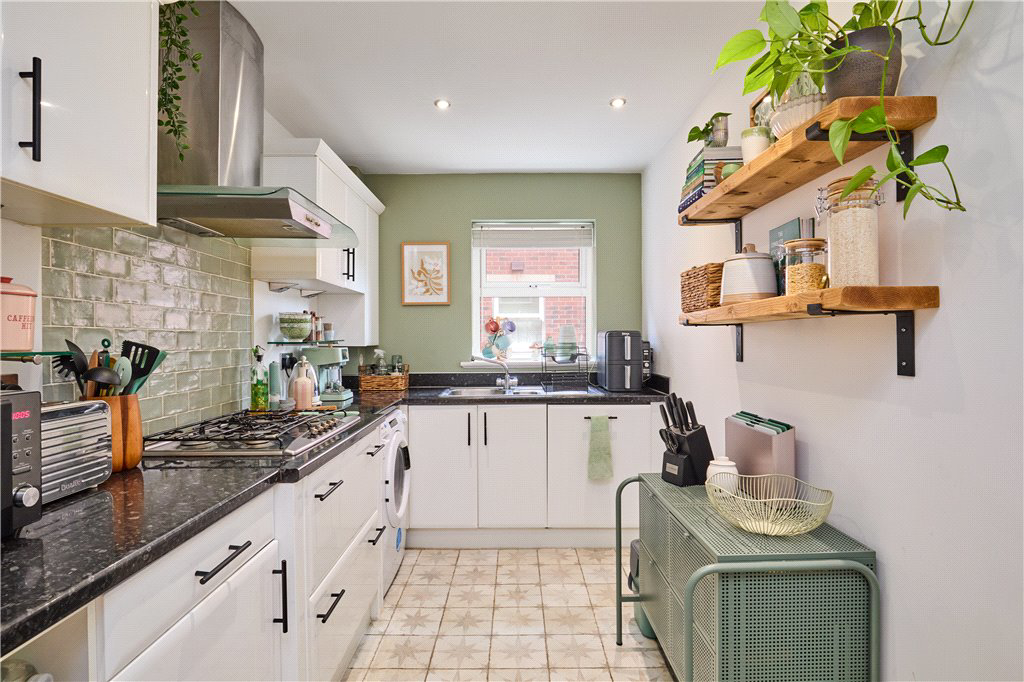Carisbrooke Road, Leeds, West Yorkshire, LS16