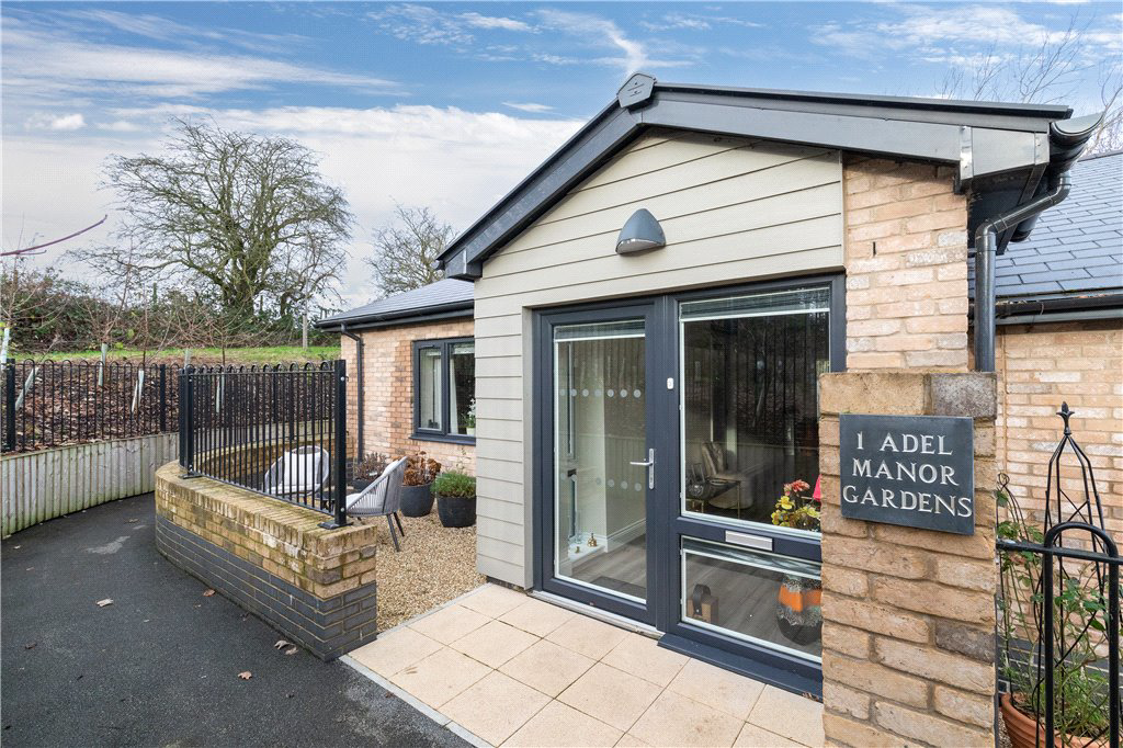 Adel Manor Gardens, Leeds, West Yorkshire, LS16