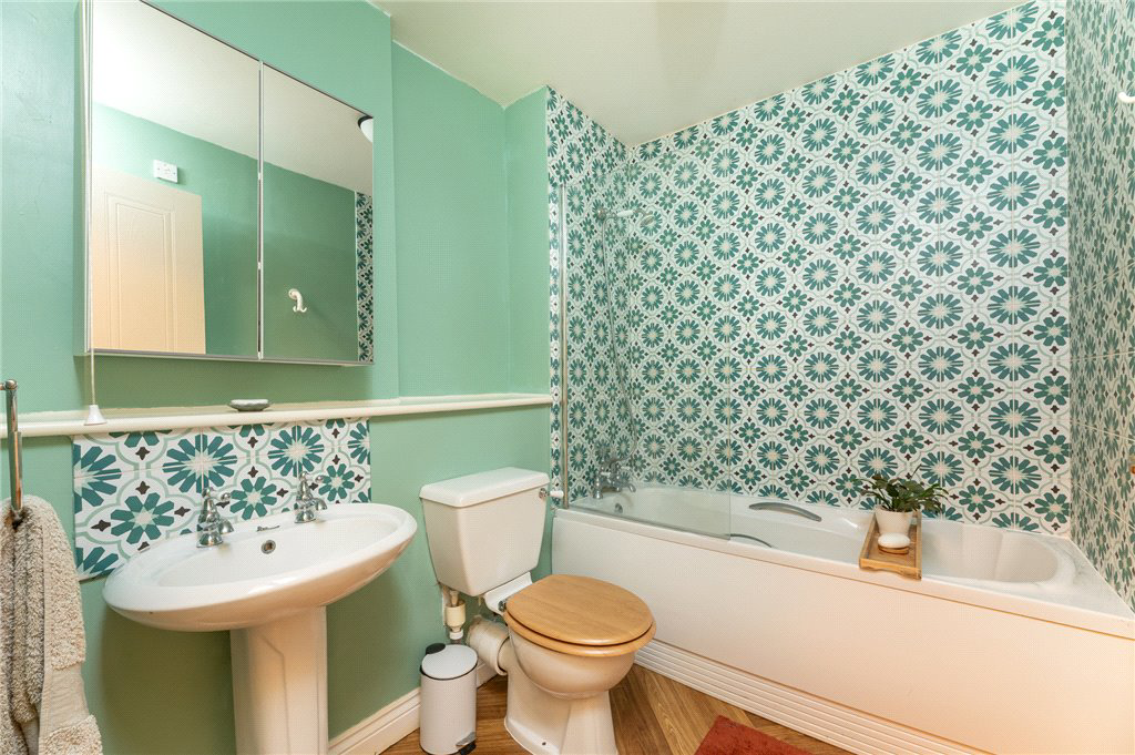 Victoria Road, Saltaire, Shipley, West Yorkshire, BD18, photo 6