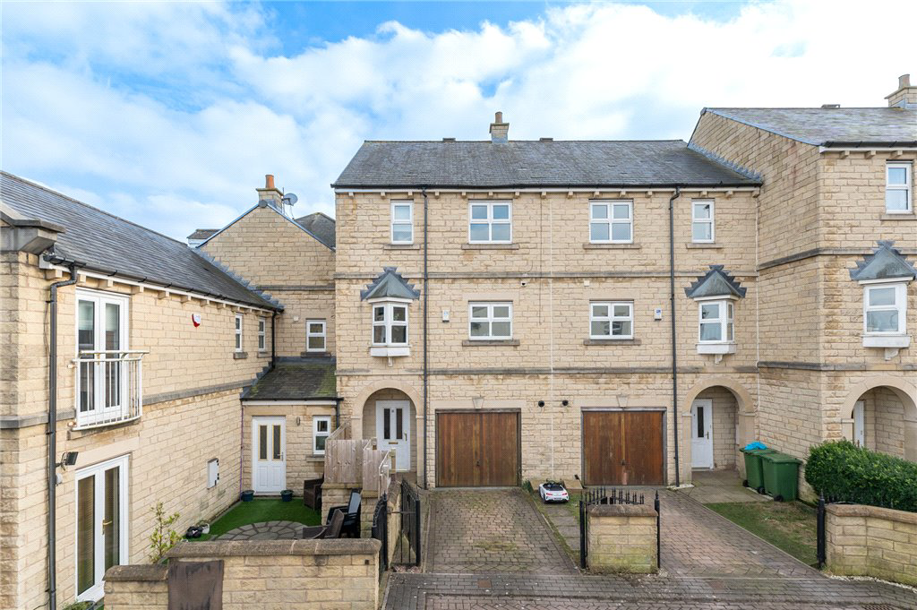 Cavendish Mews, Drighlington, Bradford, West Yorkshire, BD11