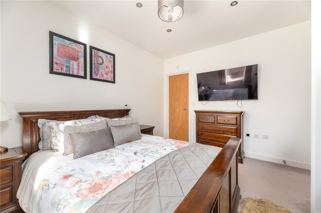 Hoult Court, Wakefield, West Yorkshire, WF1, photo 14