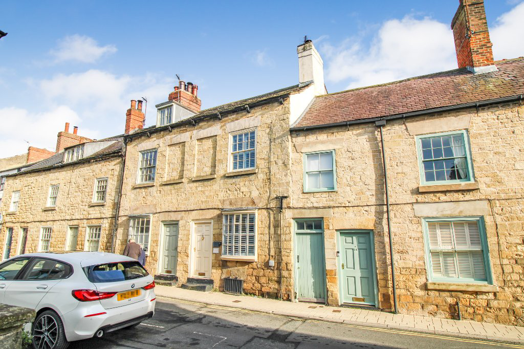 Cheapside, Knaresborough, North Yorkshire, HG5