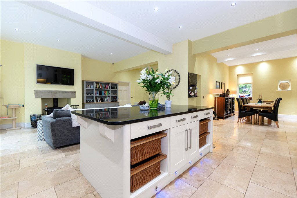 Keighley Road, Colne, Lancashire, BB8, photo 8