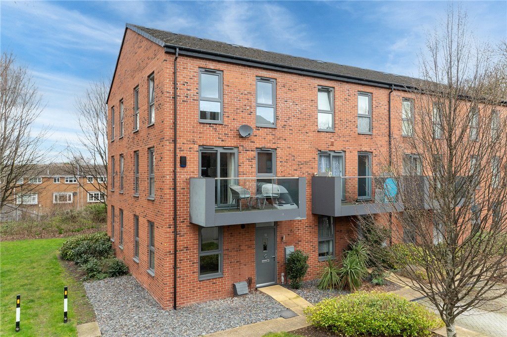 Finchdale Close, Wakefield, West Yorkshire, WF1, photo 19