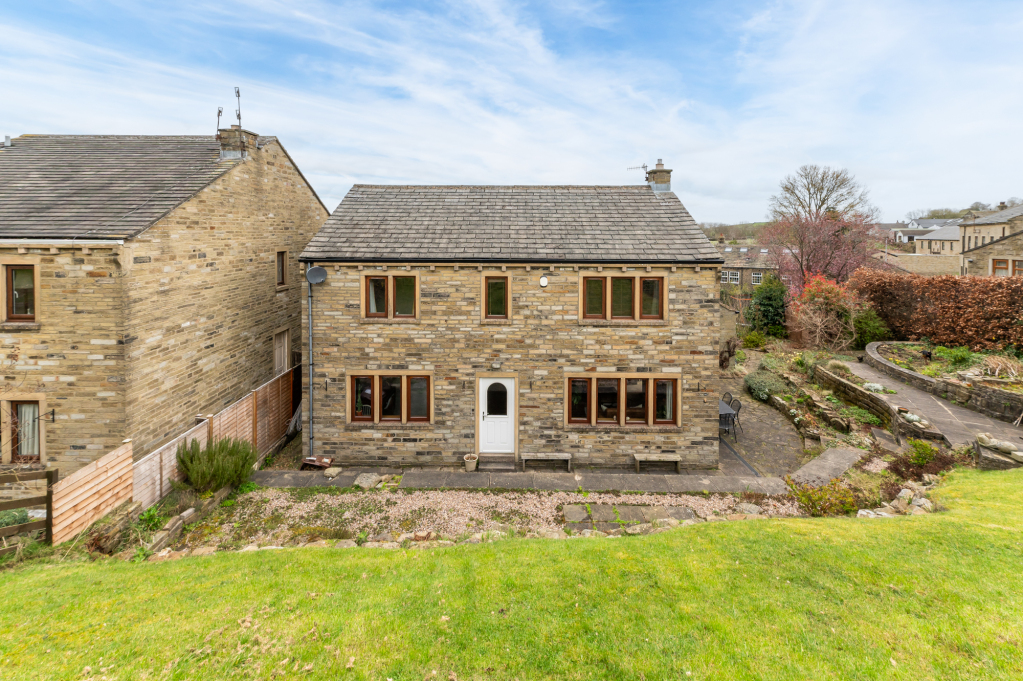 Spring Farm Mews, Wilsden, West Yorkshire, BD15