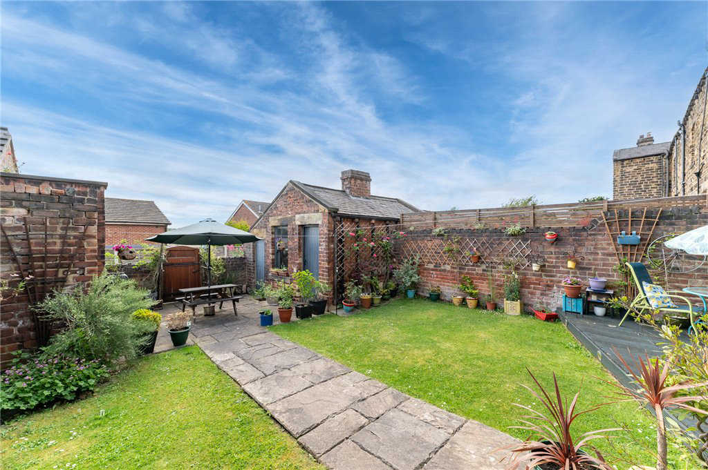 Grosvenor Road, Batley, West Yorkshire, WF17, photo 30