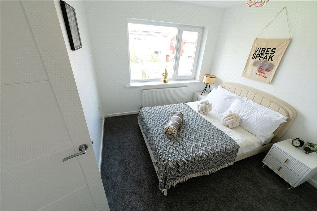 Arundel Walk, Birstall, West Yorkshire, WF17, photo 11