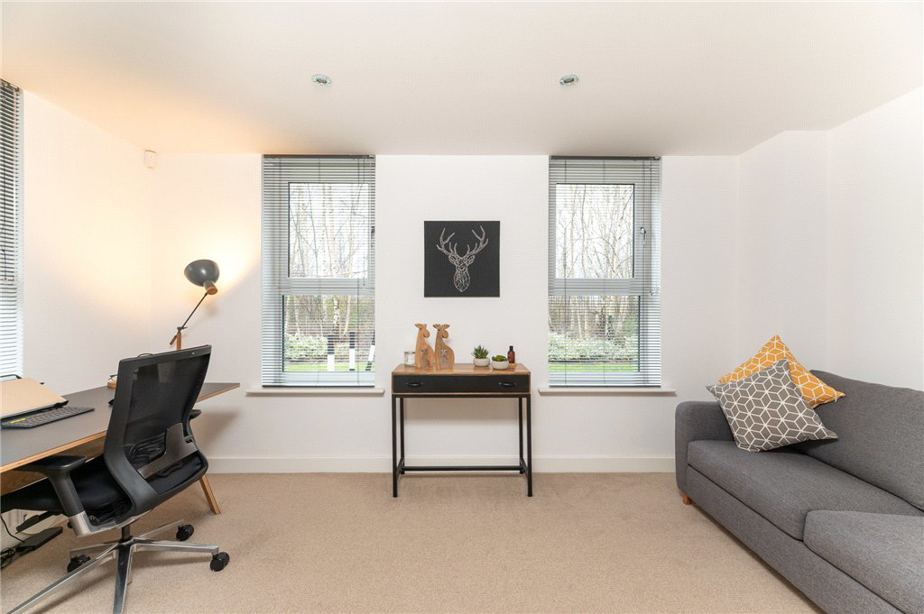 Finchdale Close, Wakefield, West Yorkshire, WF1, photo 12