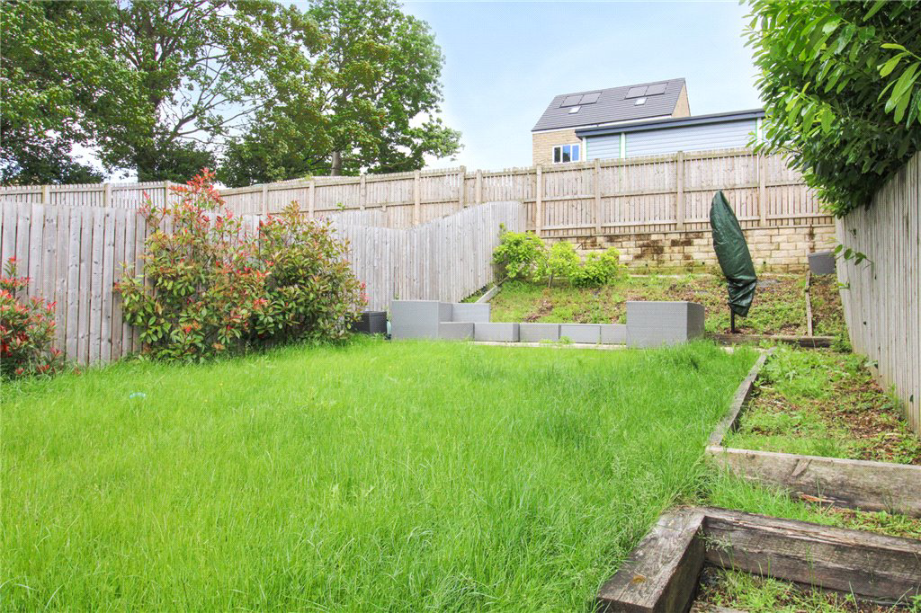 Little Cote View, Thackley, Bradford, West Yorkshire, BD10, photo 18