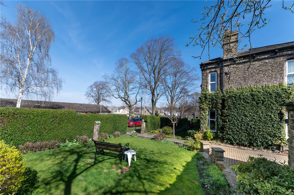 Goring Park Avenue, Ossett, West Yorkshire, WF5, photo 29
