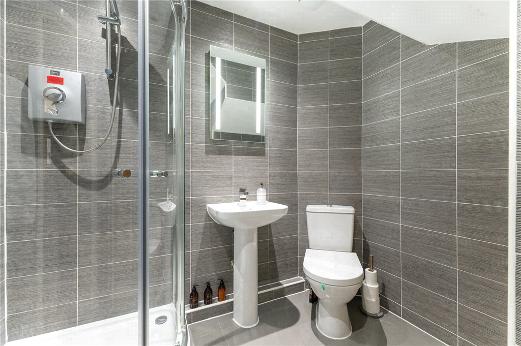 Finchdale Close, Wakefield, West Yorkshire, WF1, photo 15