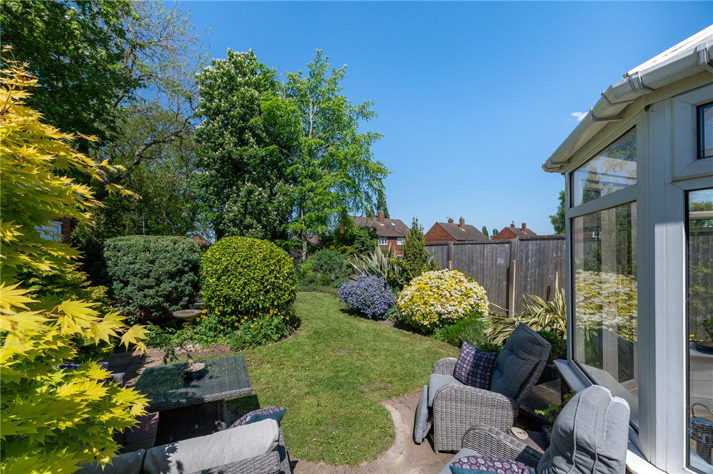 Edge Top Road, Dewsbury, West Yorkshire, WF12, photo 30