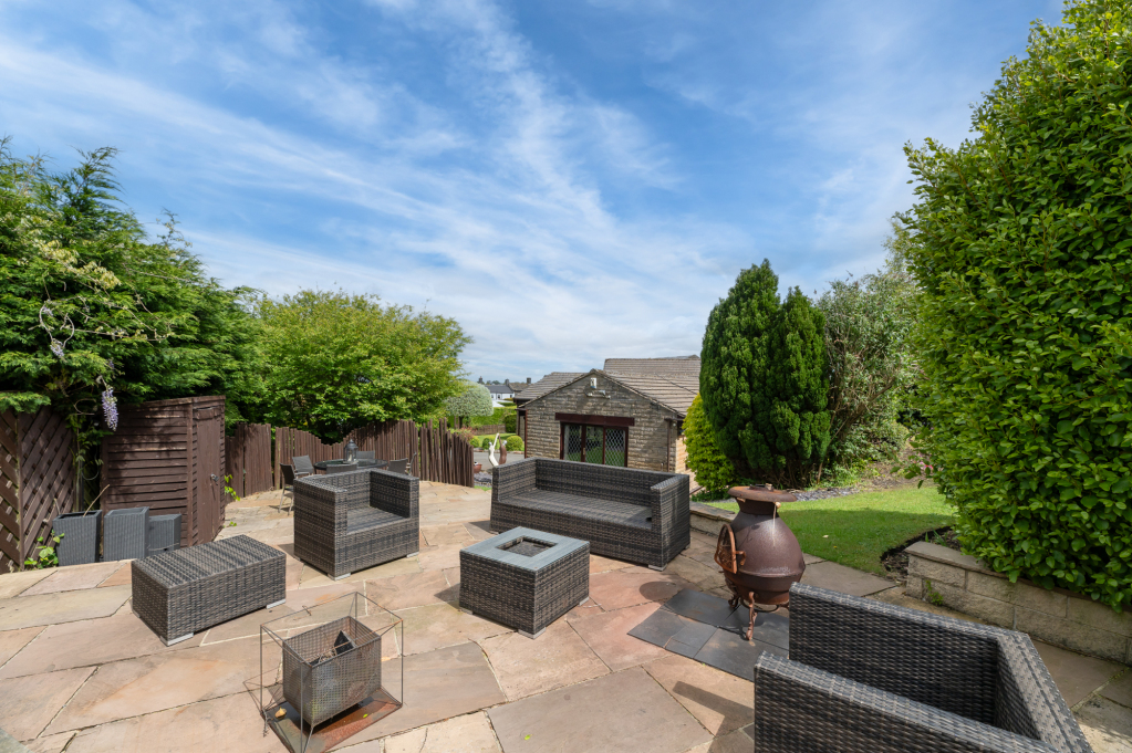 Ogden Crescent, Denholme, Bradford, West Yorkshire, BD13, photo 39