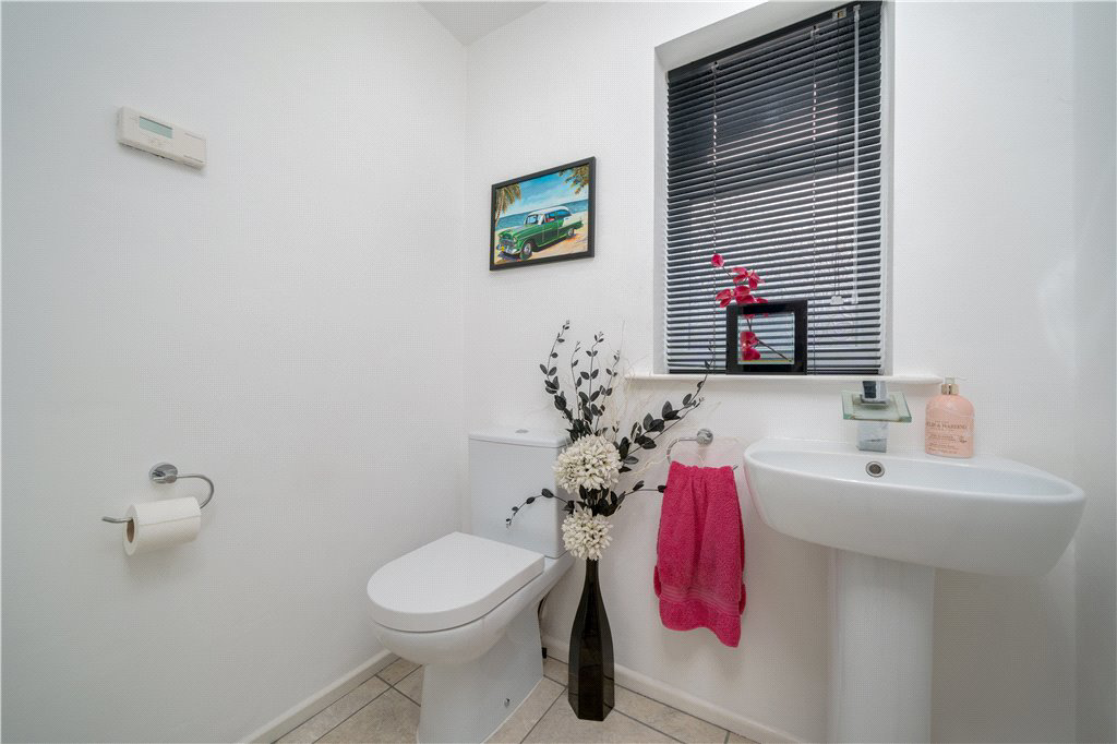 Hawkstone View, Guiseley, Leeds, West Yorkshire, LS20, photo 10