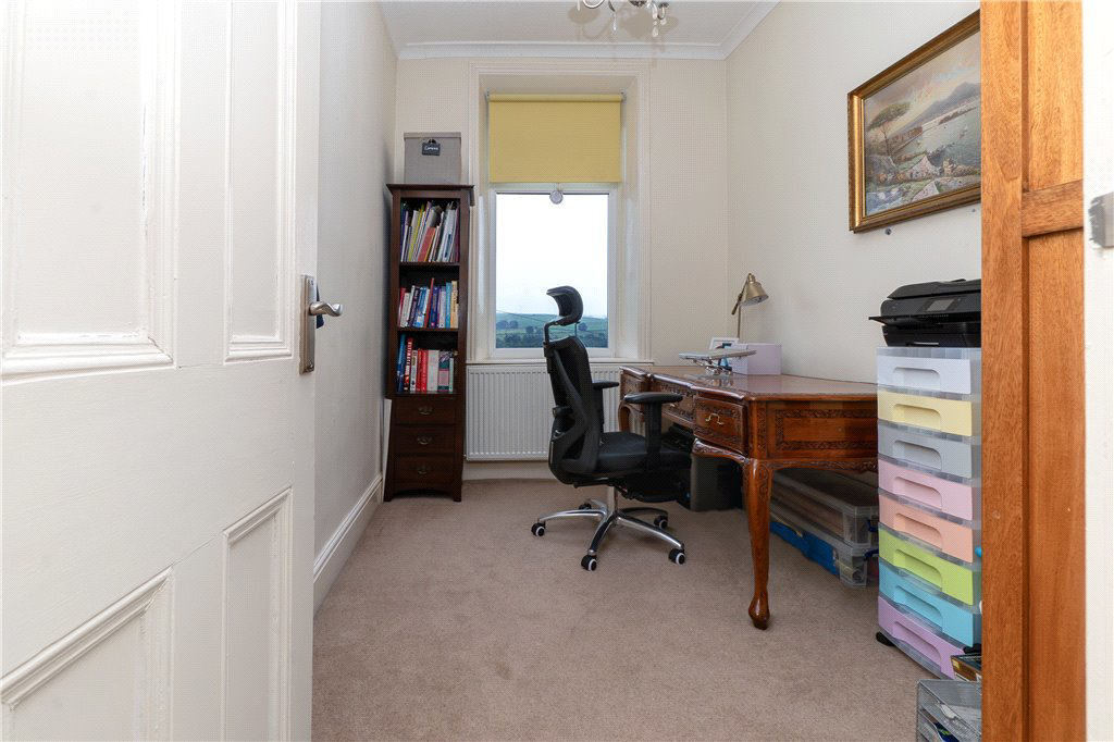 Keighley Road, Colne, Lancashire, BB8, photo 17