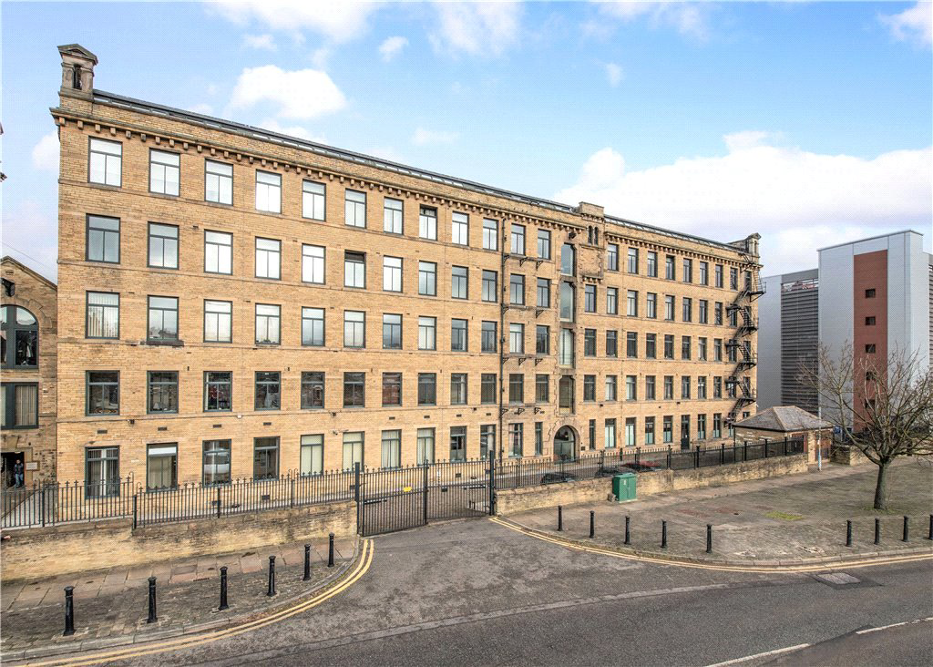 Salts Mill Road, Shipley, West Yorkshire, BD17