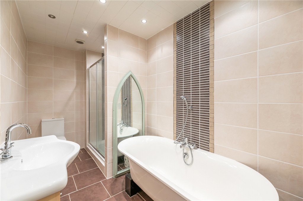 West End, Queensbury, Bradford, West Yorkshire, BD13, photo 6