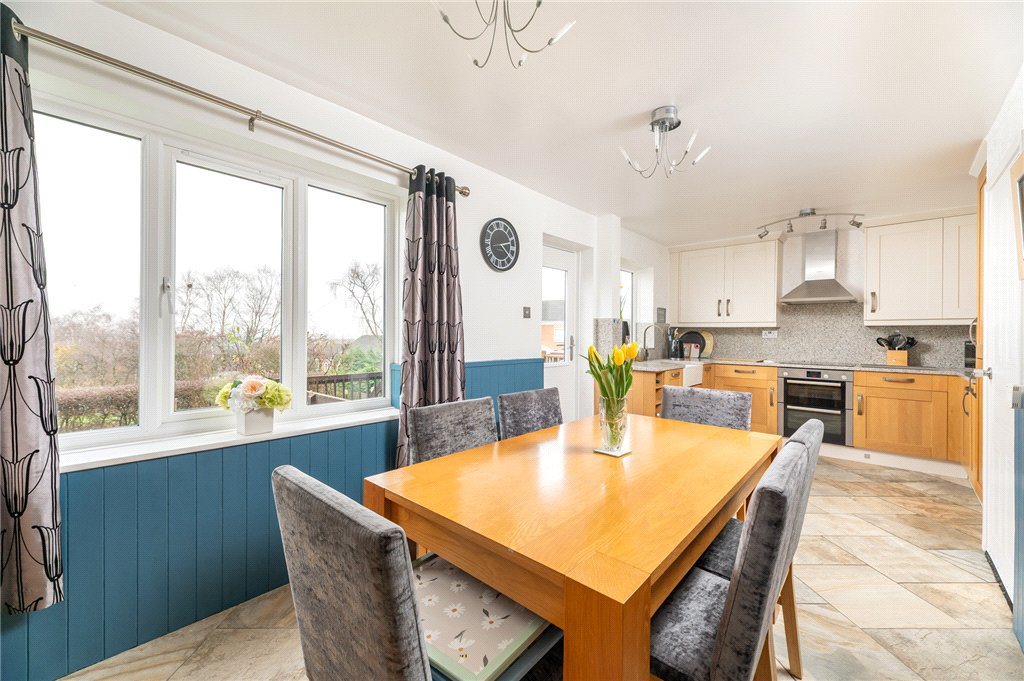 Buckthorne Drive, East Ardsley, Wakefield, West Yorkshire, WF3, photo 6
