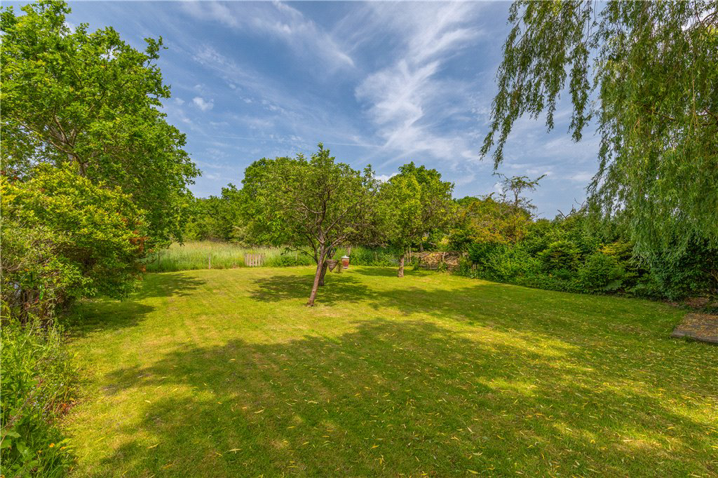 Ash Hill Drive, Leeds, West Yorkshire, LS17, photo 23