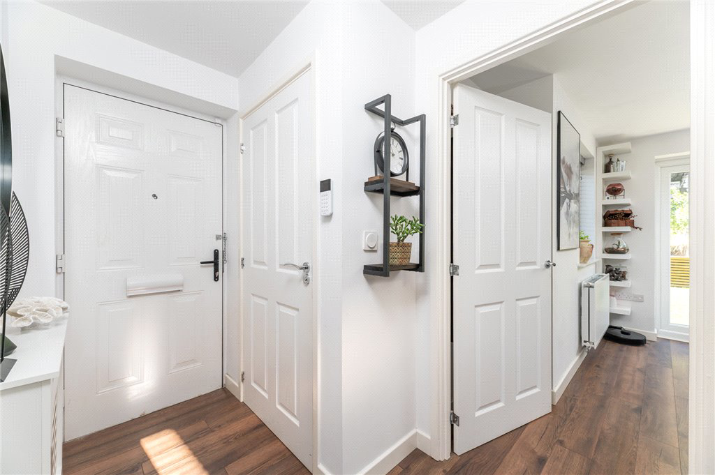 Poplars Park Road, Bradford, West Yorkshire, BD2, photo 15