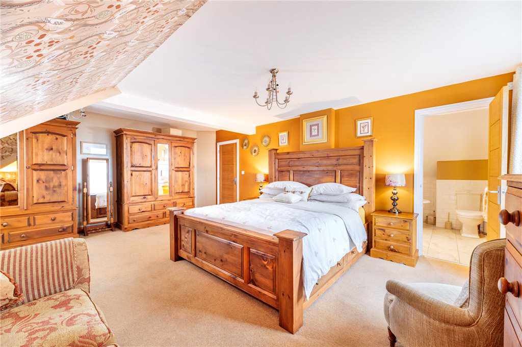 Jonscroft, Queensbury, Bradford, West Yorkshire, BD13, photo 12