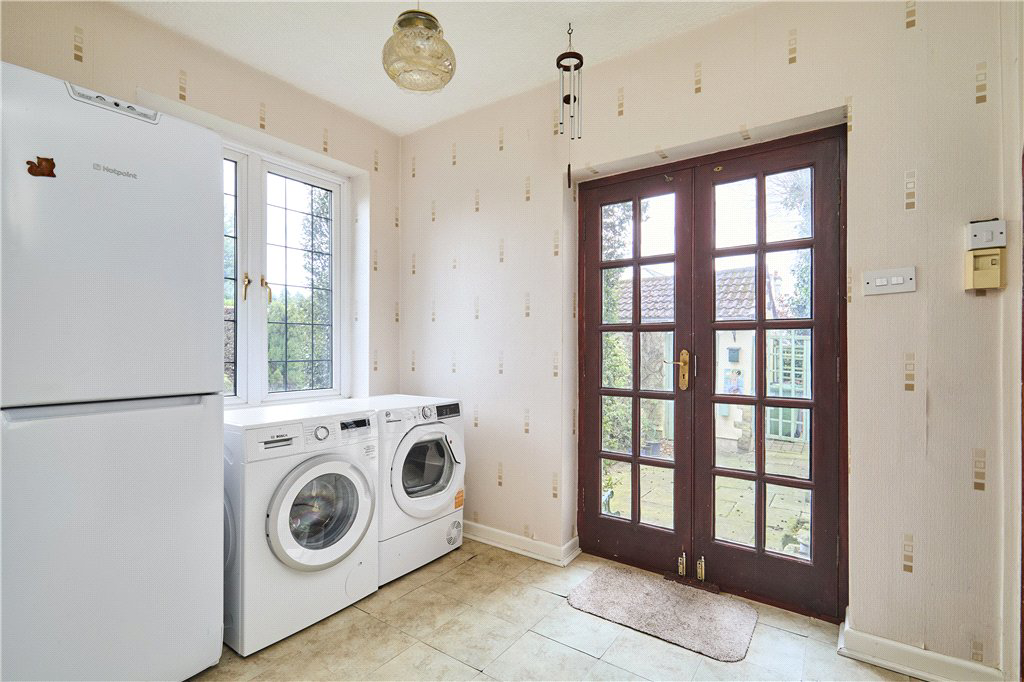 Wyncroft Grove, Bramhope, Leeds, West Yorkshire, LS16, photo 11