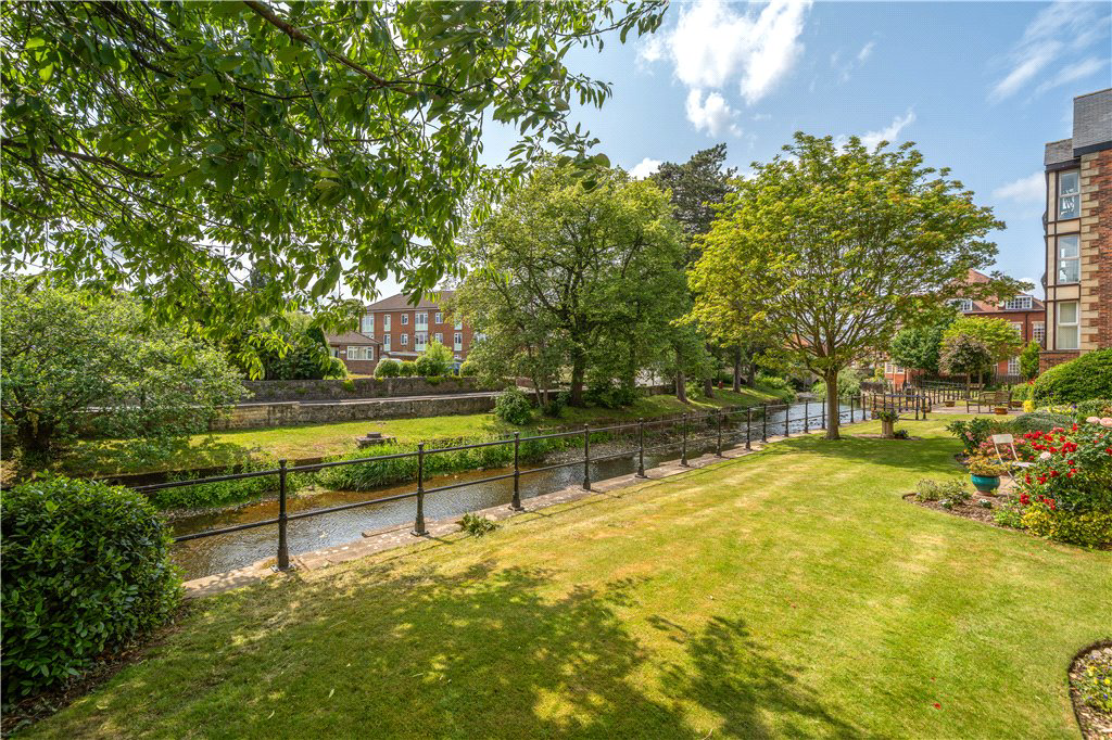 Williamson Close, Ripon, North Yorkshire, HG4, photo 8