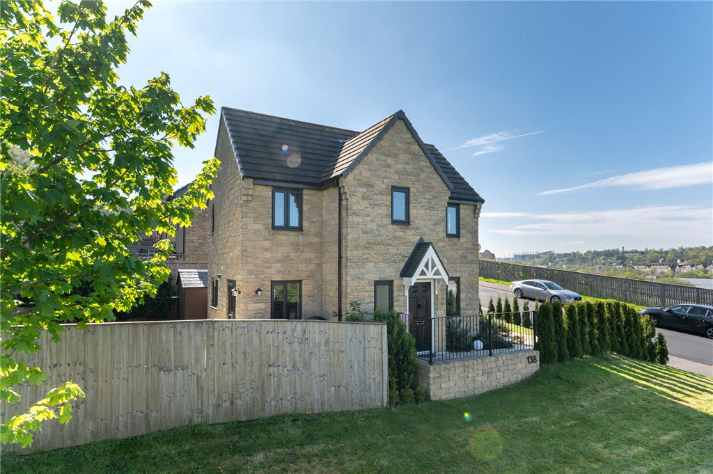 Poplars Park Road, Bradford, West Yorkshire, BD2, photo 24
