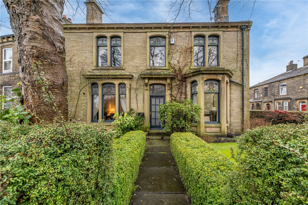 West End, Queensbury, Bradford, West Yorkshire, BD13