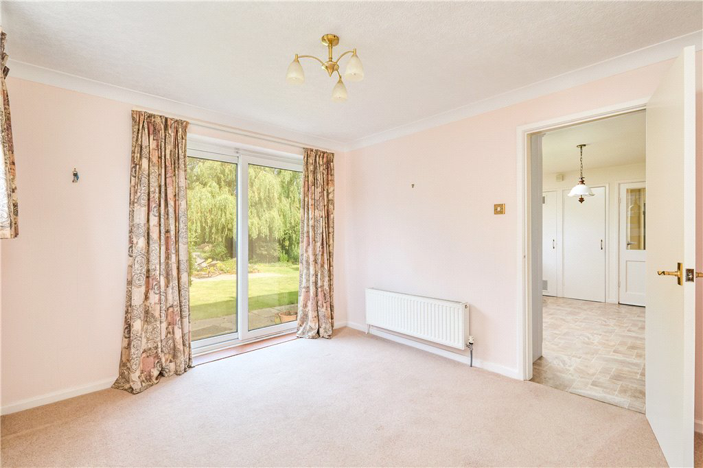 Ash Hill Drive, Leeds, West Yorkshire, LS17, photo 7