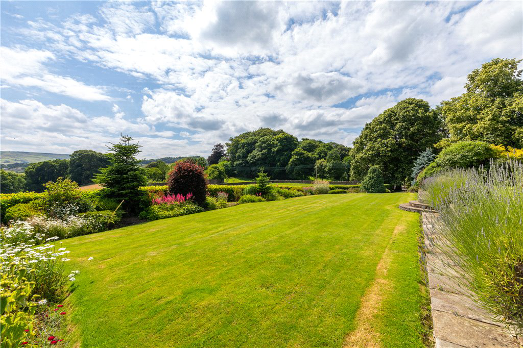 Main Street, Farnhill, Keighley, North Yorkshire, BD20, photo 21