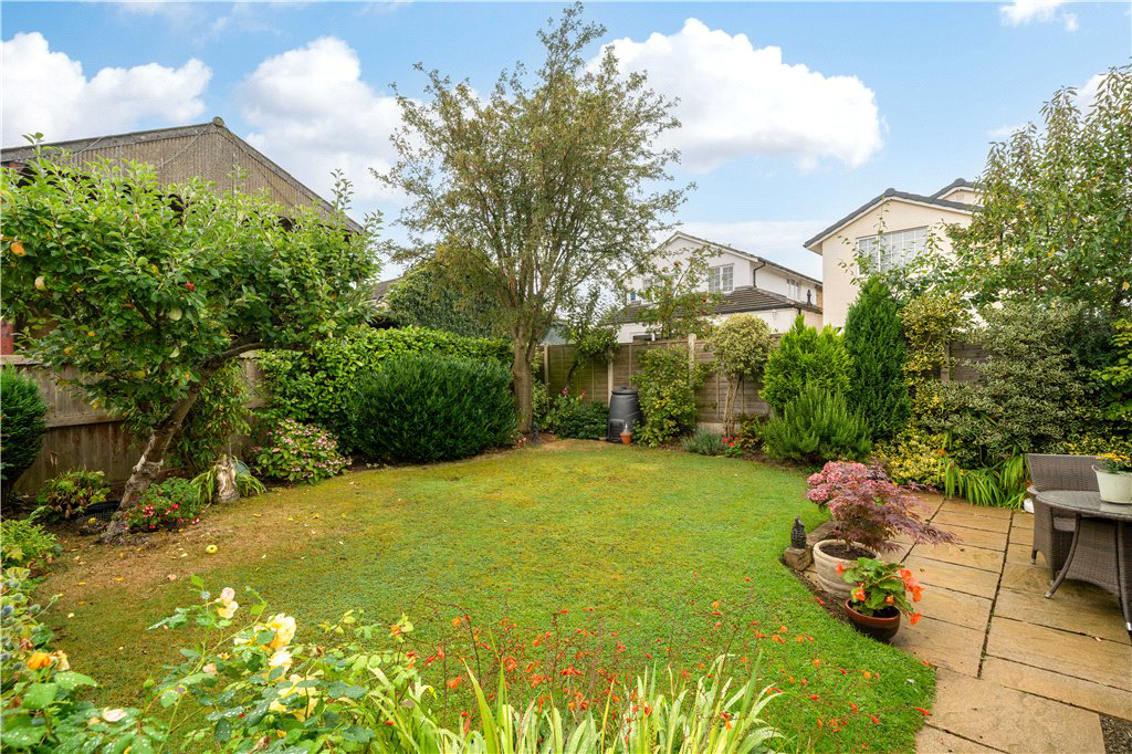 St. Johns Close, Aberford, Leeds, West Yorkshire, LS25, photo 14