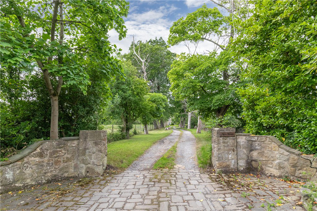 Scotland Lane, Horsforth, Leeds, West Yorkshire, LS18, photo 3