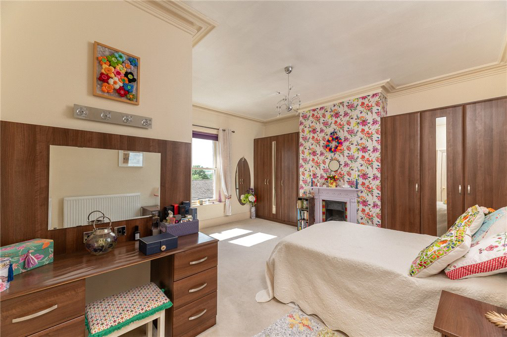 Grosvenor Road, Batley, West Yorkshire, WF17, photo 13