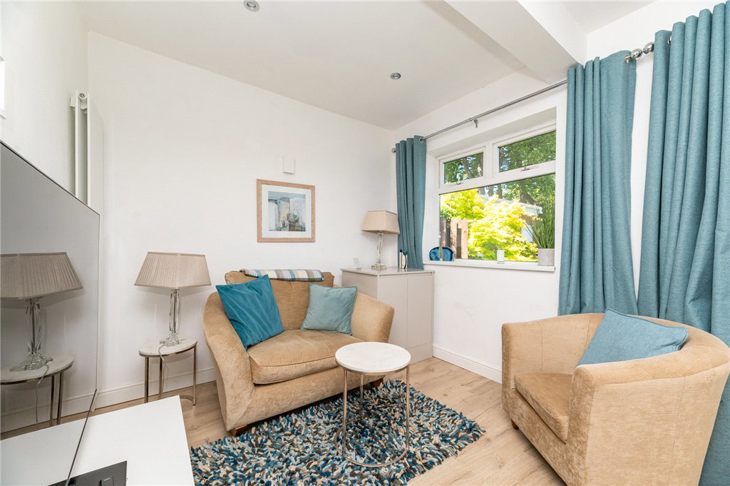 Edge Top Road, Dewsbury, West Yorkshire, WF12, photo 9
