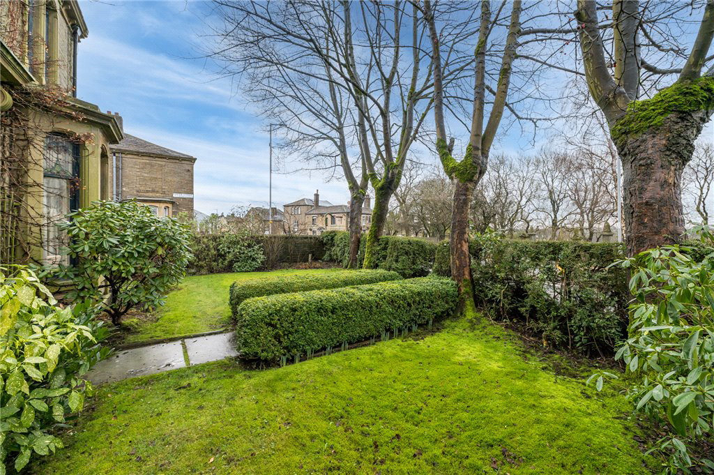 West End, Queensbury, Bradford, West Yorkshire, BD13, photo 26