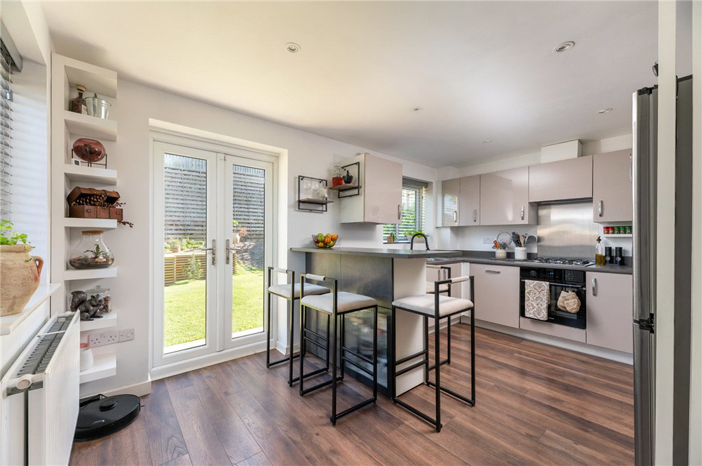Poplars Park Road, Bradford, West Yorkshire, BD2, photo 10