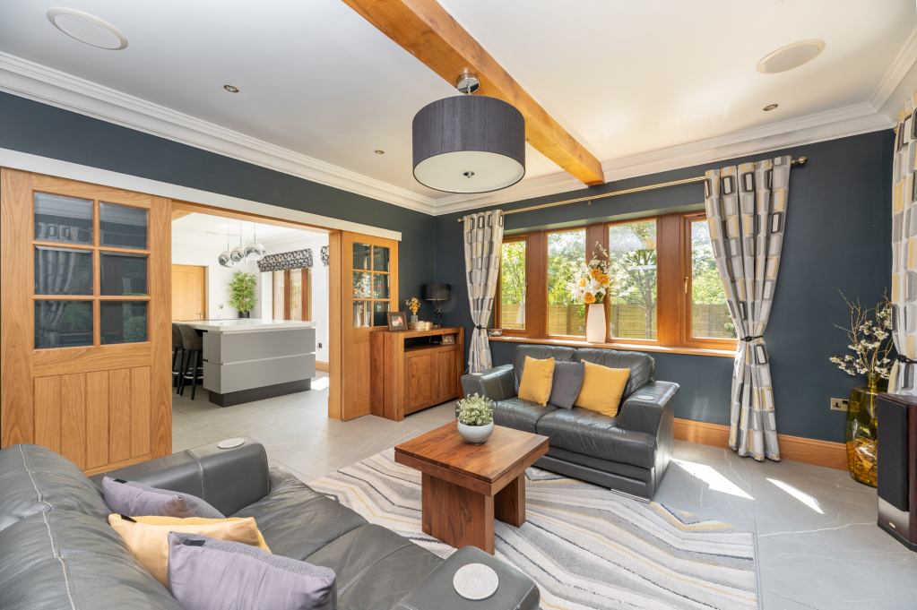 Gilstead Lane, Bingley, West Yorkshire, BD16, photo 3