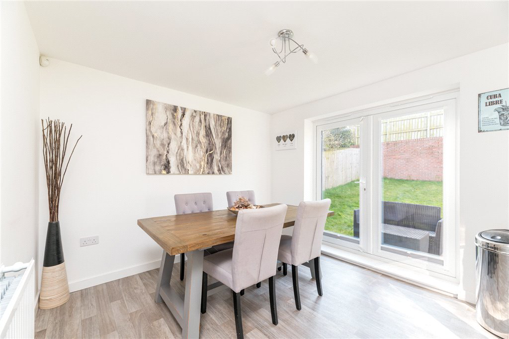 New Village Walk, Churwell, Morley, Leeds, LS27, photo 7