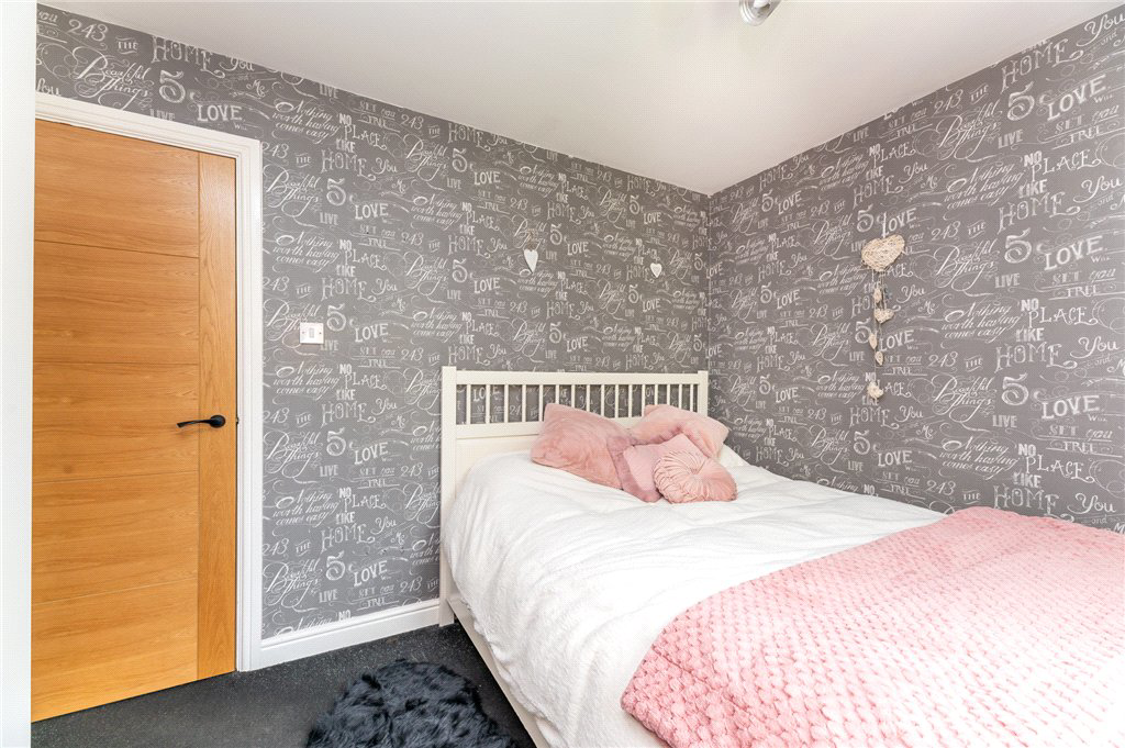 Clark Spring Rise, Morley, Leeds, LS27, photo 21