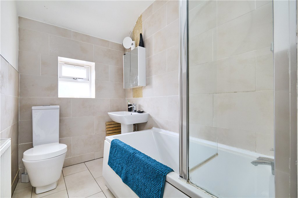 Fyfe Lane, Baildon, West Yorkshire, BD17, photo 13