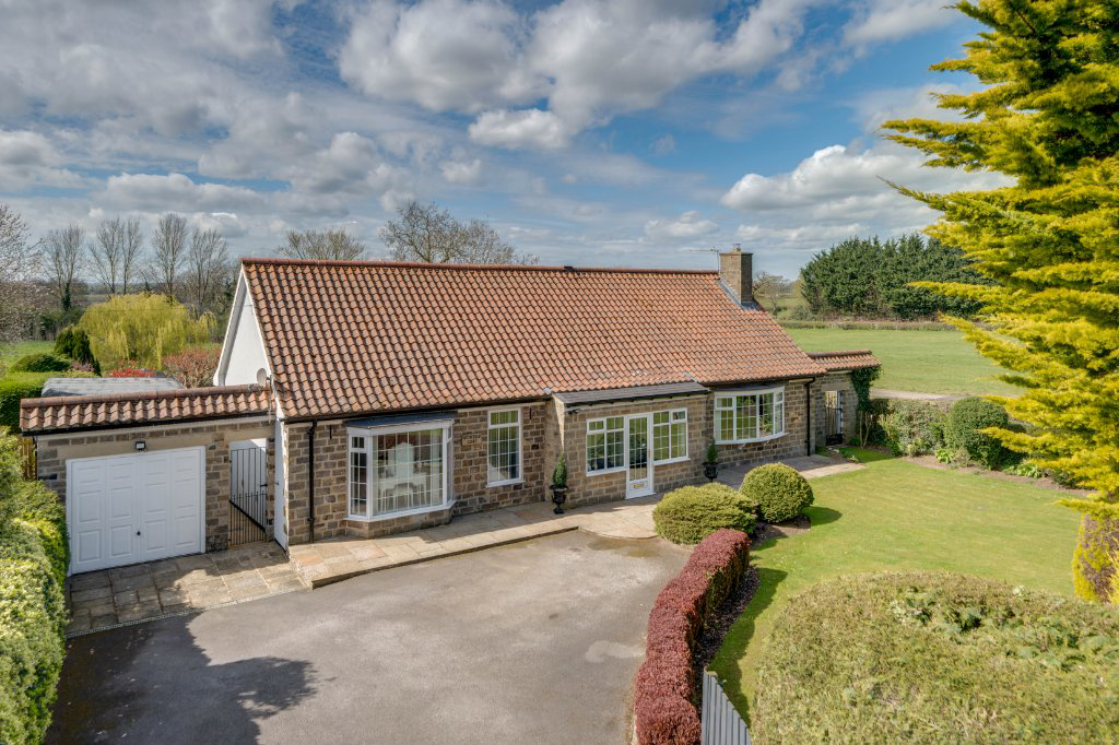 West Field Lane, Arkendale, Knaresborough, North Yorkshire, HG5