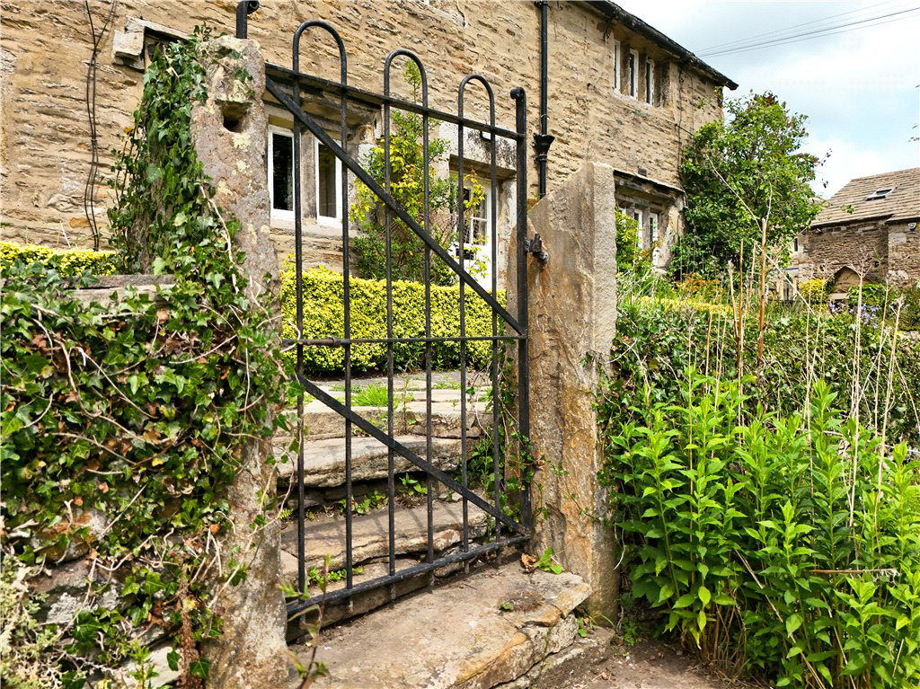 Kildwick, Kildwick Grange, North Yorkshire, BD20, photo 18