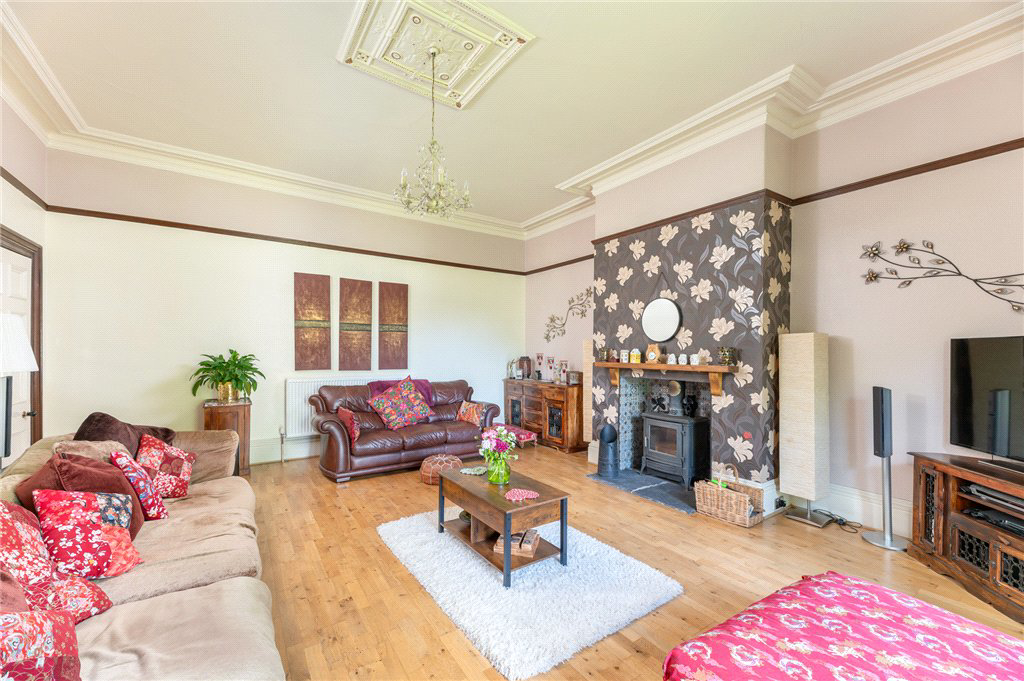 Grosvenor Road, Batley, West Yorkshire, WF17, photo 4