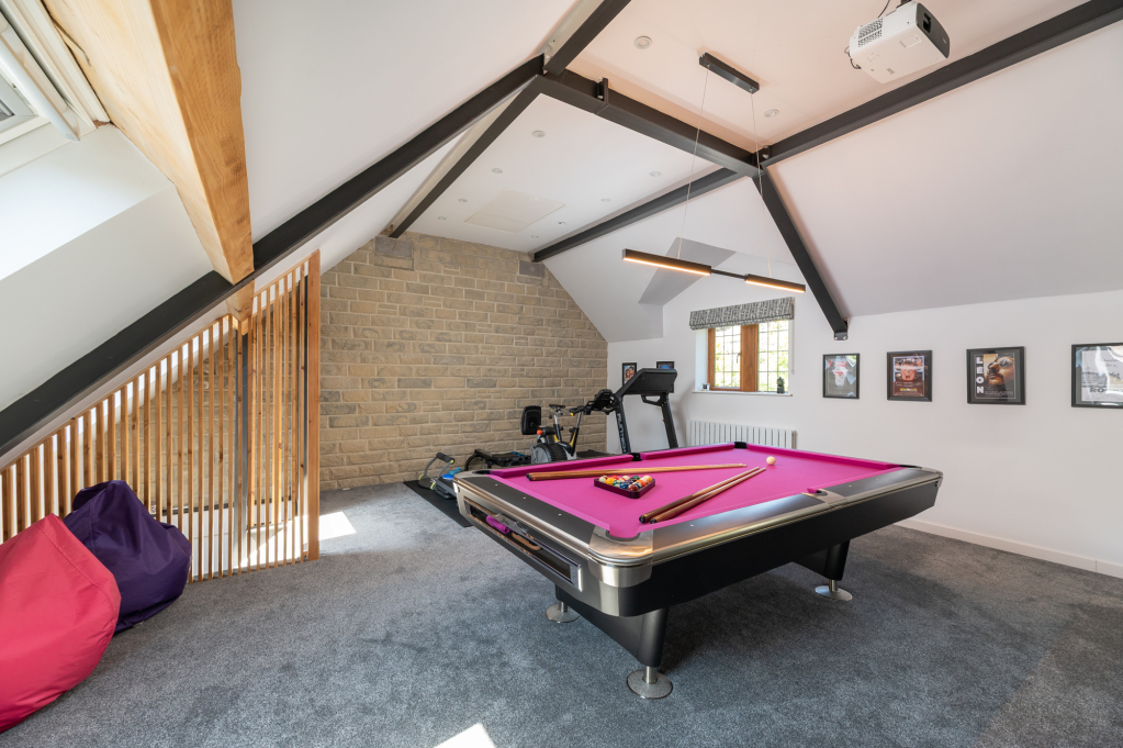 Gilstead Lane, Bingley, West Yorkshire, BD16, photo 27