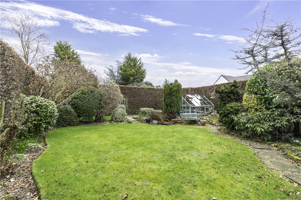 Wyncroft Grove, Bramhope, Leeds, West Yorkshire, LS16, photo 24