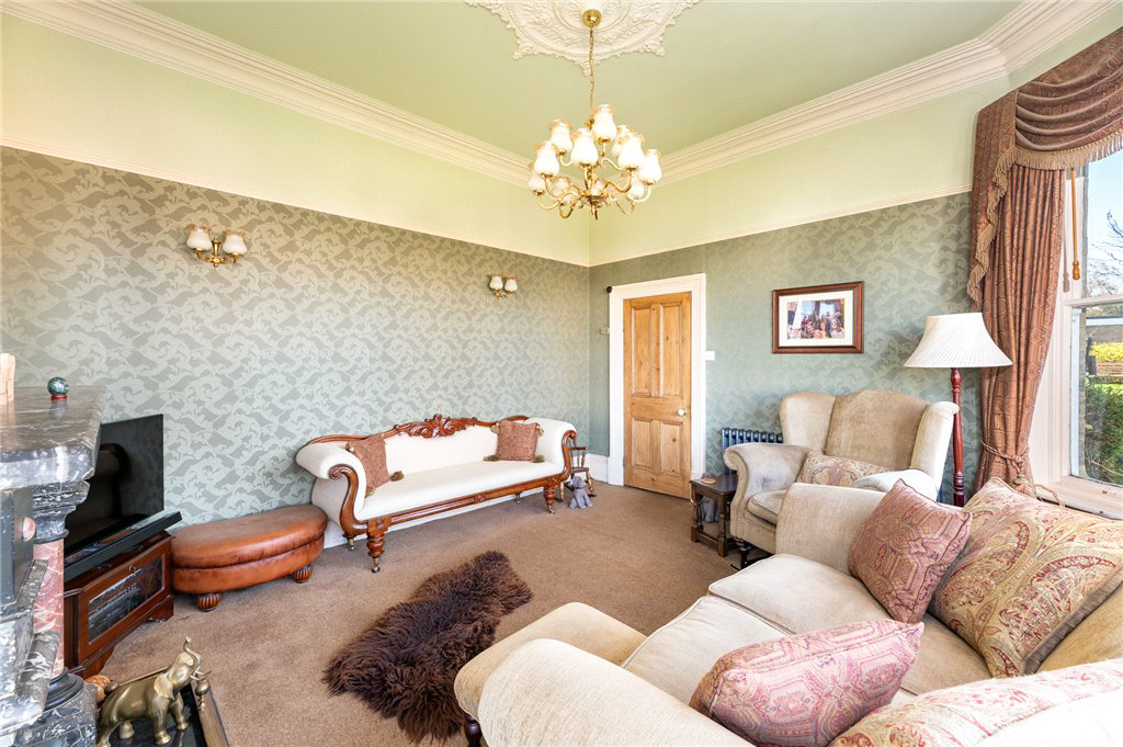 Goring Park Avenue, Ossett, West Yorkshire, WF5, photo 3