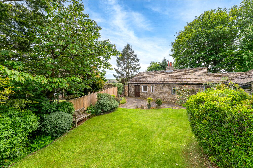 Sconce Lane, High Eldwick, Bingley, West Yorkshire, BD16, photo 28