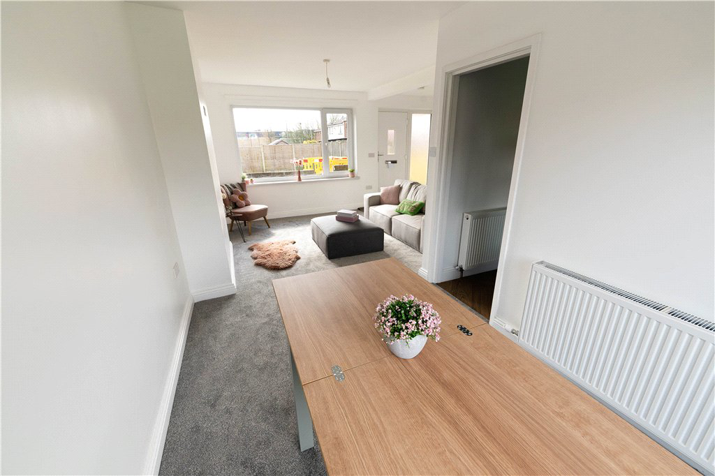 Arundel Walk, Birstall, West Yorkshire, WF17, photo 6